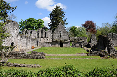 Inchmahome Priory Cloister from the West