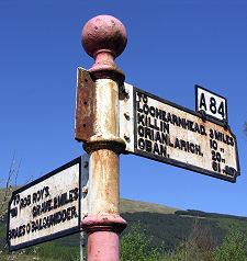 Roadsign on the Old Line of the A84