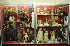 Display of Dolls of Many Kinds