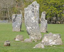 Telephoto of Central & Northern Stones