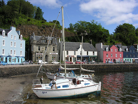 Mull Museum Seen from the Fisherman's Pier