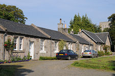 Cottages in Dalmeny