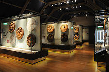 The Stirling Heads Gallery