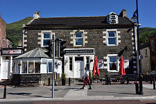 Johnstone Arms Hotel