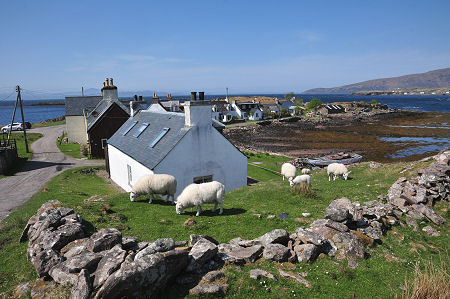 The Line of Cottages at Ard-dhubh