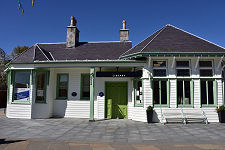Ballater Library