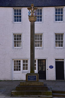Mercat Cross