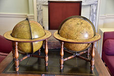 Globes in the Inner Library