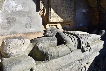 Closer View of the Effigy