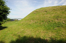 The East Side of the Motte