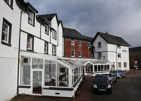 The Crianlarich Hotel, with the Restaurant in the Foreground