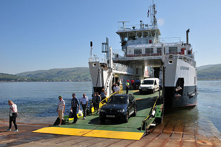 MV Loch Shira Unloading at Cumbrae Slip