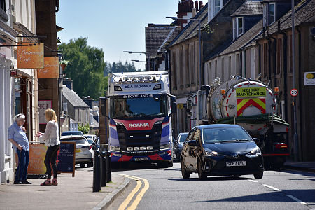 Heavy Traffic in Main Street