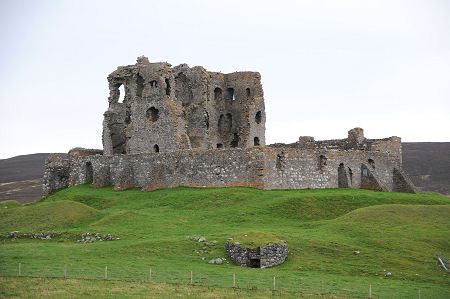 Auchindoun Castle from the West