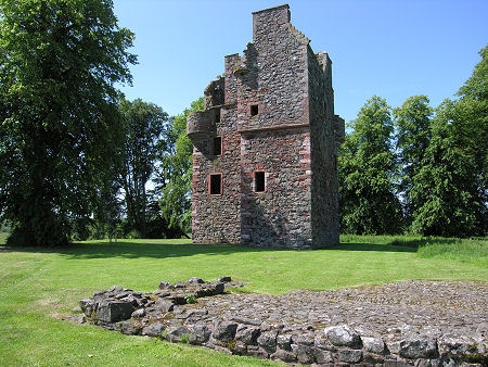 Greenknowe Tower from the North-West