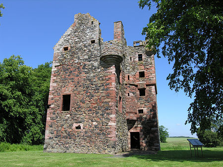 Greenknowe Tower from the South