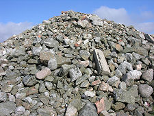 Composition of the Cairn