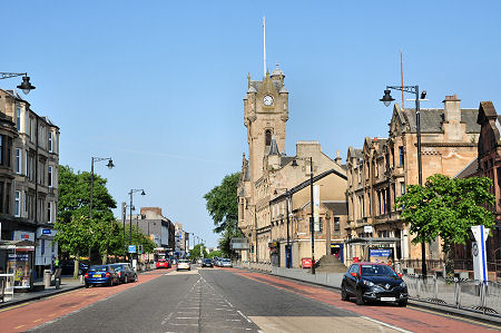 Rutherglen's Main Street and Town Hall