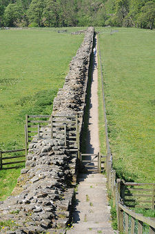 Wall Approaching Willowford Bridge