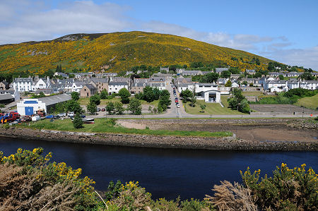 View of Helmsdale from the Statue