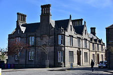 Building on Reidhaven Square