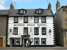 Queens Head Hotel