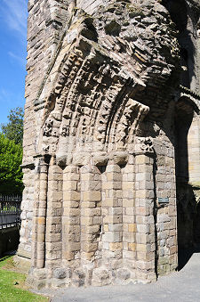 Arch Carving, West Dooway