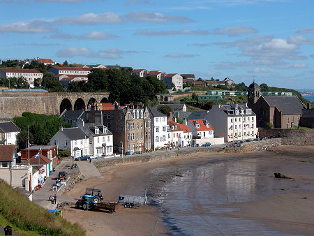 Kinghorn Harbour from the South