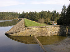 Beecraigs Loch Dam