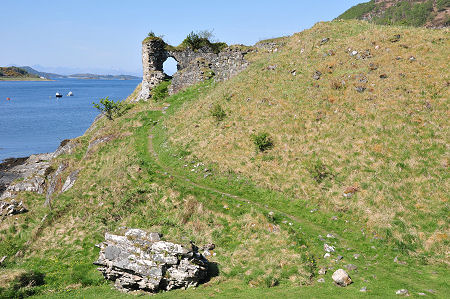 The Approach to Strome Castle
