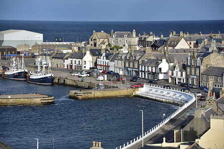 Macduff and the Harbour from Doune Church
