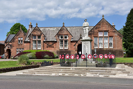 Lady Flora's Institute and the War Memorial
