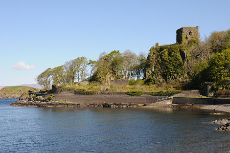 Dunollie Castle from the South