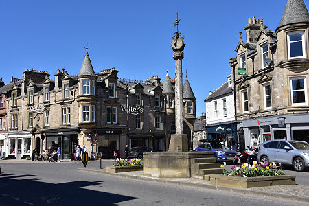 Veitch's Corner and the Mercat Cross