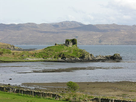 Knock Castle from the West, with the Sound of Sleat in the background