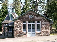 Pump Room and Tourist Information