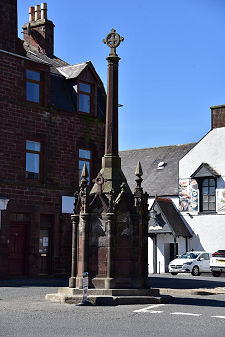 Mercat Cross
