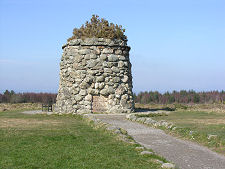 Memorial Cairn, Culloden Battlefield